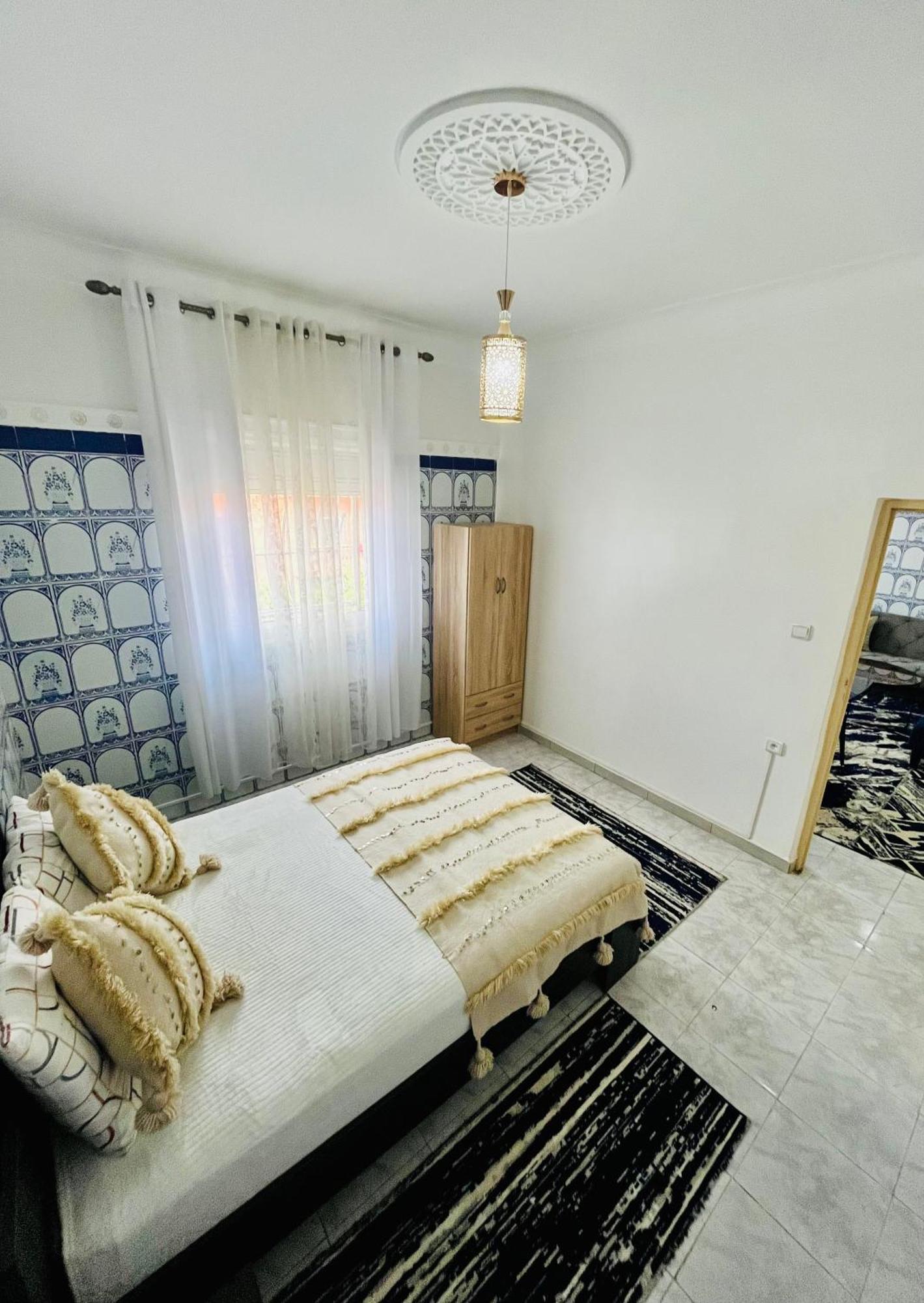 Apartment With Ac, Patio And Rooftop Appartement Climatise Avec Patio Et Toit Terrasse Марракеш Экстерьер фото