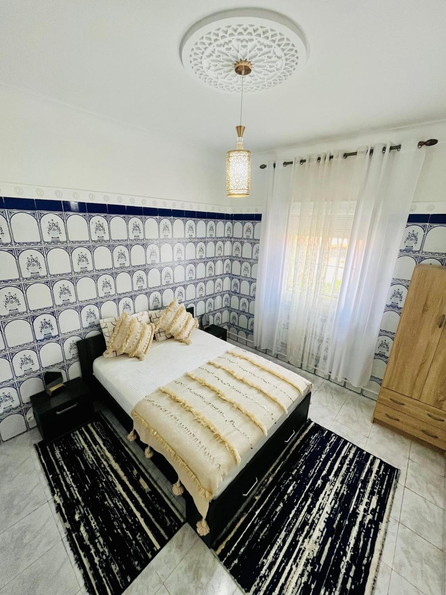 Apartment With Ac, Patio And Rooftop Appartement Climatise Avec Patio Et Toit Terrasse Марракеш Экстерьер фото